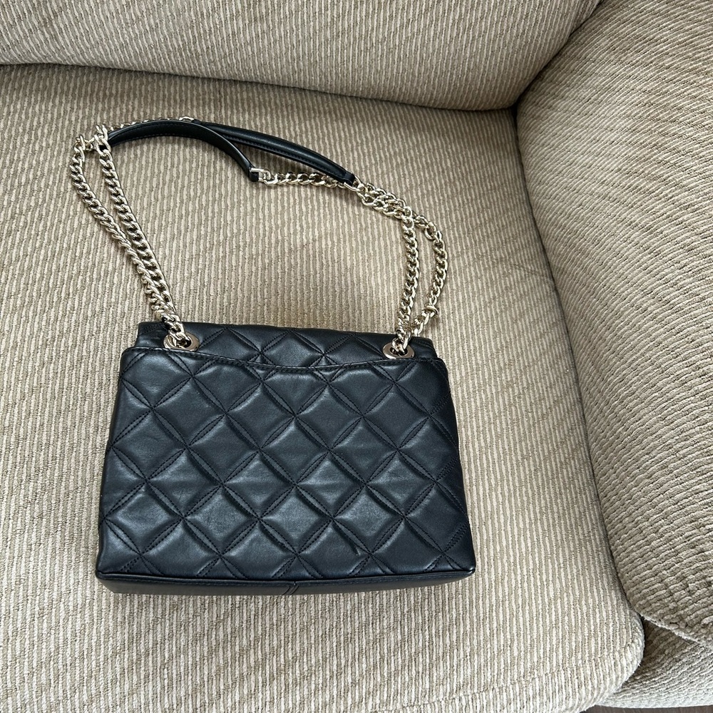 Kate Spade EUC Elegant Black Quilted Chain Shoulder Bag AND dust cover - Picture 2 of 10